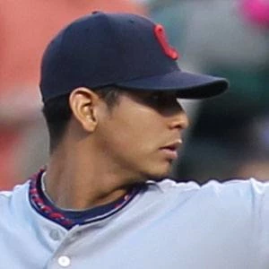 Carlos Carrasco - Age, Height, Birthdate, Family, Wiki & More