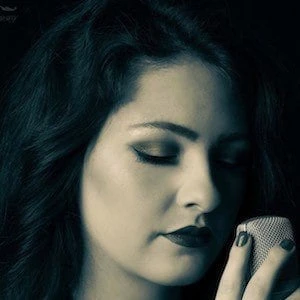 Aine Carroll - Age, Wiki, Birthdate, Bio, Networth, Family & More