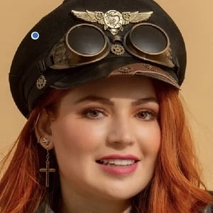 Regina Carrot - Family, Bio, Birthdate,Age, Networth , Wiki& More