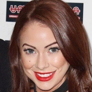 Laura Carter - Date Of Birth, Bio, Birthdate, Parents, Networth & More