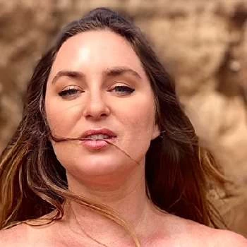 Cassandra Starr - Age, Bio, Birthdate, Family, Networth & More