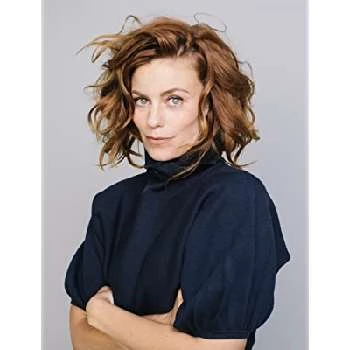 Cassidy Freeman - Age, Bio, Birthdate, Family, Networth & More