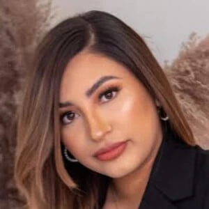 Alexandra Castellanos - Age, Bio, Career, Family, Wiki, Networth & More