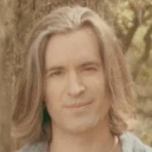 Geoff Castellucci Biography