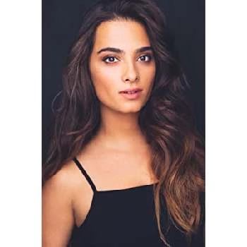 Catalina Valencia - Age, Bio, Birthdate, Family, Networth & More