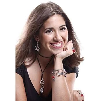 Cátia Tavares - Age, Bio, Birthdate, Family, Networth & More