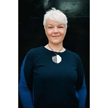 Catriona McKenzie - Age, Bio, Birthdate, Family, Networth & More