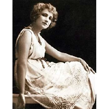 Cecyl Tryan - Wiki, Family, Bio, Birthdate, Networth & More