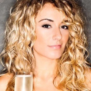 Amanda Champagne - Height, Bio, Wiki, Family, Birthplace, Networth & More