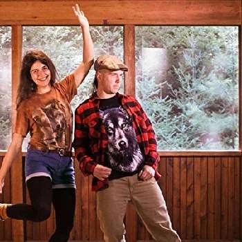 Chandail de Loup - Age, Bio, Birthdate, Family, Networth & More