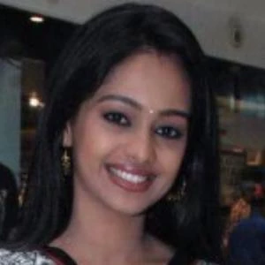 Mugdha Chaphekar Biography