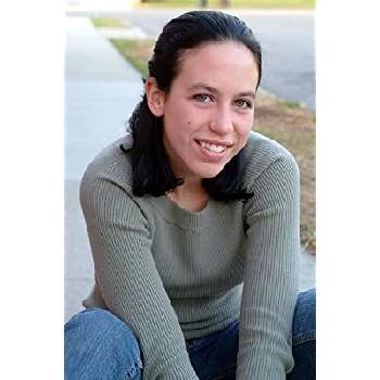 Charli Seely Biography