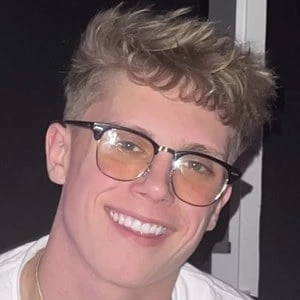 charlieonnafriday - Age, Height, Birthdate, Family, Wiki & More