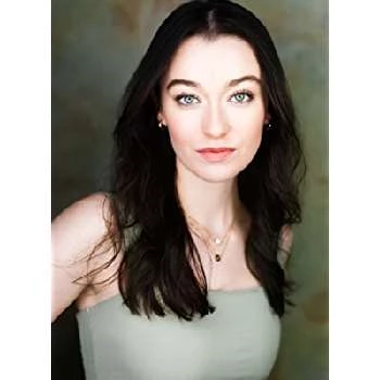 Charlotte Peartree Moon - Age, Bio, Birthdate, Family, Networth & More