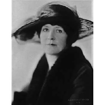 Charlotte Shelby - Biography, Birthday, Family, Wki, Networth & More