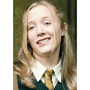 Charlotte Skeoch - Age, Bio, Birthdate, Family, Networth & More