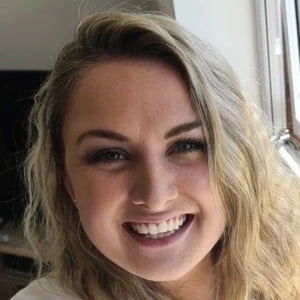 Becky Cheetham Biography