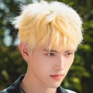 Arthur Chen Biography