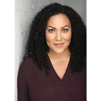 Cherlandra Estrada - Age, Bio, Birthdate, Family, Networth & More