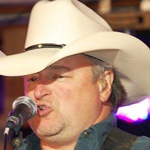 Mark Chesnutt - Biography, Birthdate, Family, Networth & More