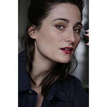 Chloé Astor - Age, Bio, Birthdate, Family, Networth & More