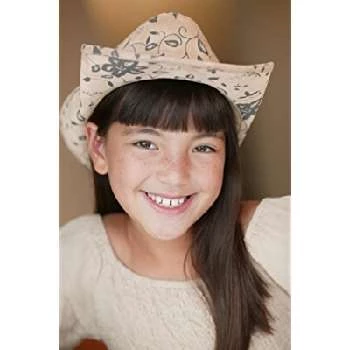 Chloe Chung - Age, Bio, Birthdate, Family, Networth & More