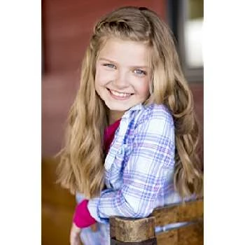 Chloe Dixon - Age, Bio, Birthdate, Family, Networth & More