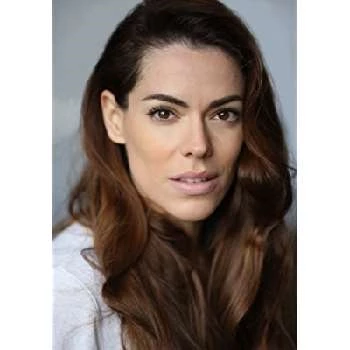 Chloe Dumas - Age, Bio, Birthdate, Family, Networth & More