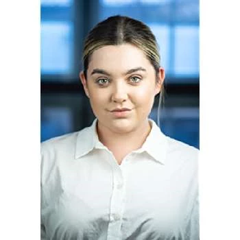 Chloe Gibson - Age, Bio, Birthdate, Family, Networth & More