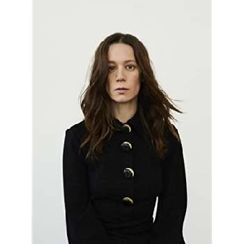 Chloe Pirrie - Bio, Networth, Family, Age, Birthdate & More