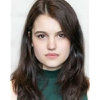 Chloe Sweetlove - Age, Bio, Birthdate, Family, Networth & More