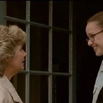 Chloe Tucker - Age, Bio, Birthdate, Family, Networth & More