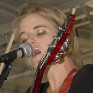 Suzanna Choffel - Family, Bio, Birthday, Family, Income & More