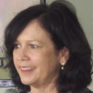 Gennifer Choldenko Biography