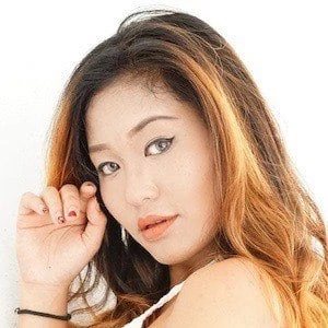 Danielle Chong Su-Lyn - Income, Birthday, Family, Bio, Networth & More