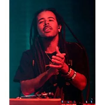 Chris Kilmore Biography