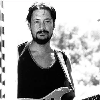 Chris Rea - Family, Bio, Birthday, Family, Income & More