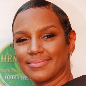 Jackie Christie Biography