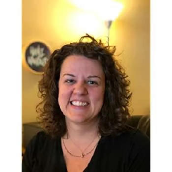 Christin Hanly - Height, Bio, Wiki, Family, Birthplace, Networth & More