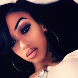 Christina Edwards - Birthday, Bio, Wiki, Family, Networth & More