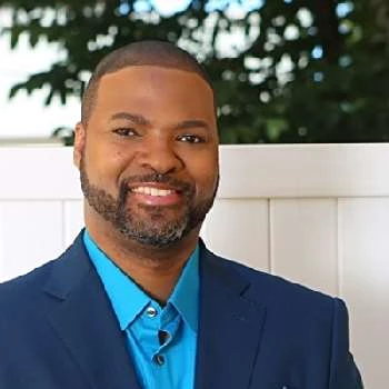 Christopher Nolen Biography