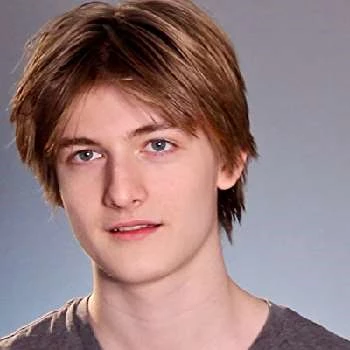 Christopher Paul Richards - Networth, Bio, Birthdate, Age, Family & More