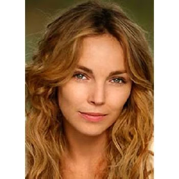 Claire Keim - Age, Bio, Career, Family, Wiki, Networth & More