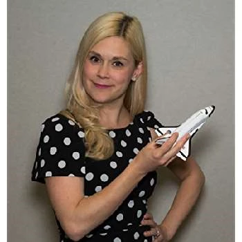 Claire Reilly - Age, Bio, Birthdate, Family, Networth & More