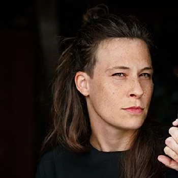 Clara Stern - Age, Bio, Birthdate, Family, Networth & More