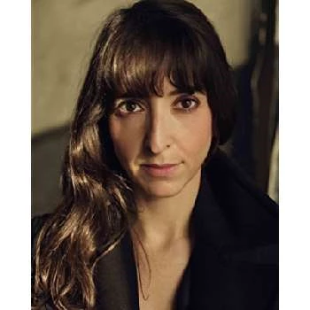 Clara Veci - Age, Bio, Birthdate, Family, Networth & More