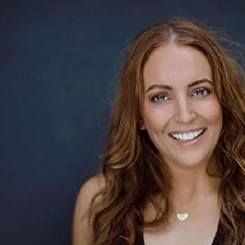 Clare Hayes - Age, Bio, Birthdate, Family, Networth & More