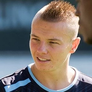 Jordy Clasie - Networth, Bio, Wiki, Family, Birthday, Networth & More