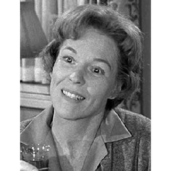 Claudia Bryar - Age, Wiki, Birthdate, Bio, Networth, Family & More