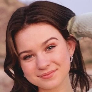 Lily Clem - Age, WIki, Birthday, Family, Networth & More